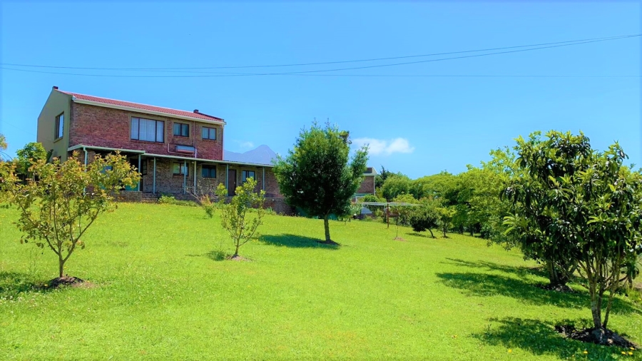 4 Bedroom Property for Sale in Rooi Rivier Rif Western Cape